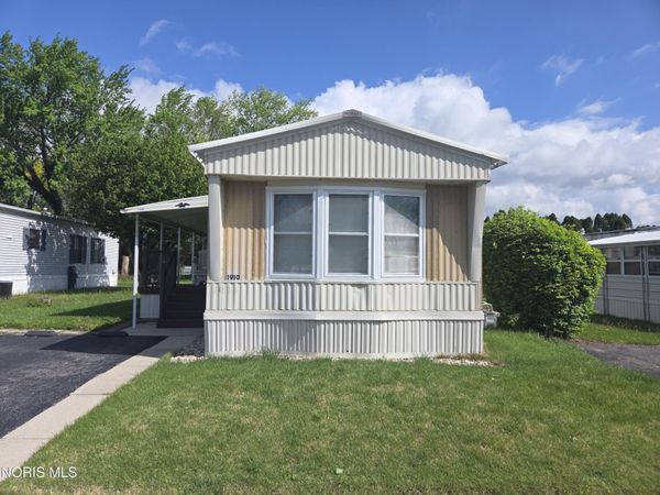 1910 Southshore Drive , Findlay, OH 45840