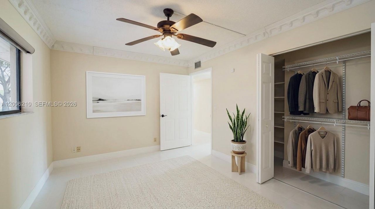 5190 Las Verdes Cir , Unit 115, Delray Beach, FL 33484 Photo
