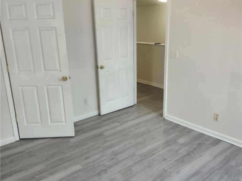 12224 Fairview Court, Unit 2, Cleveland, OH 44106 Photo 4