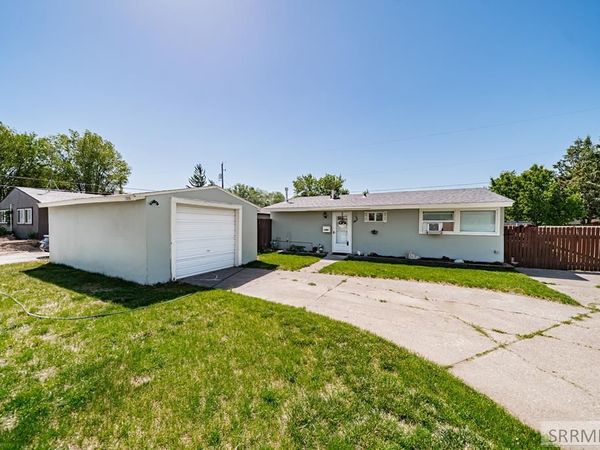1088 Irving Street, IDAHO FALLS, ID 83401