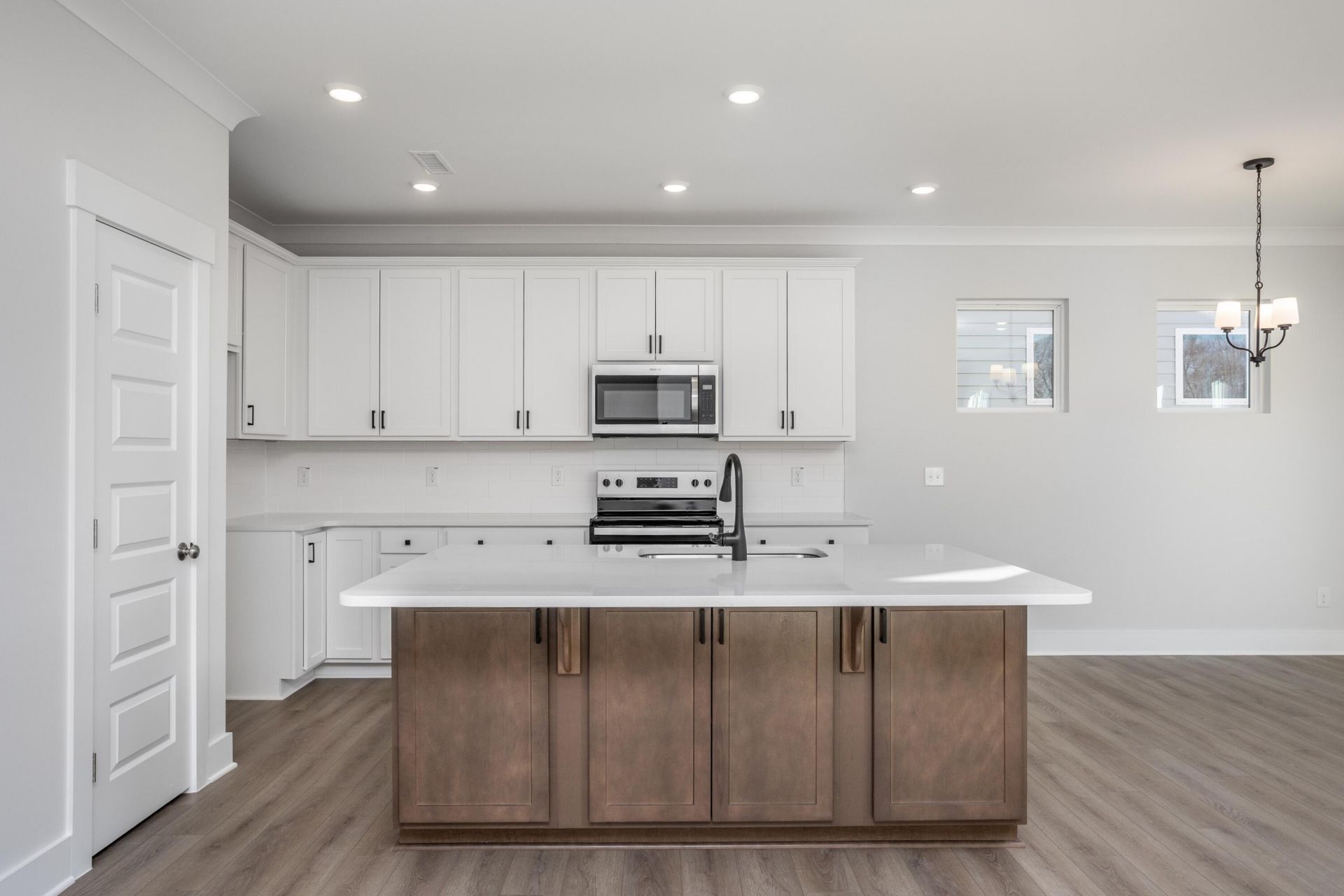 313 Palfrey Drive Photo 4