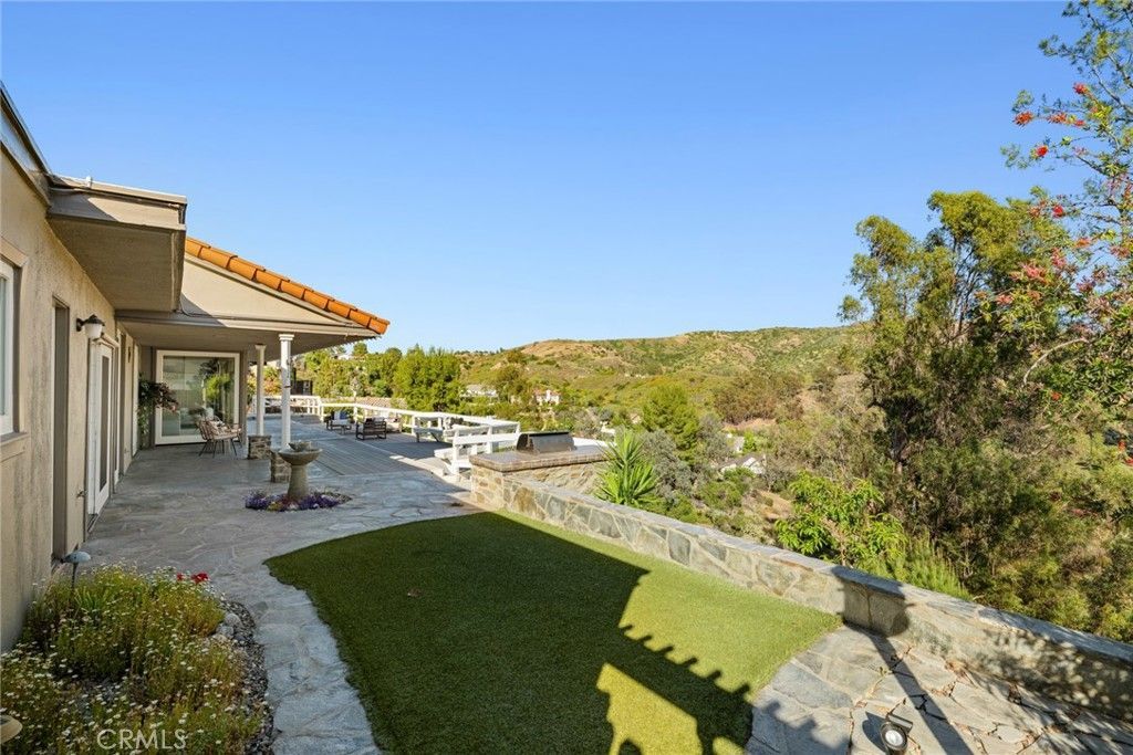 10392 Mira Vista, North Tustin, CA 92705 Main Photo