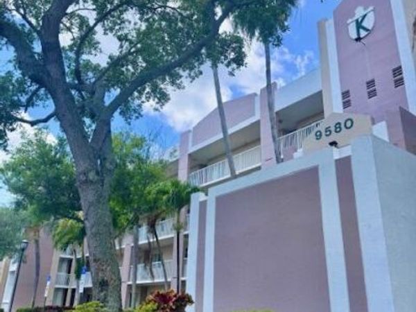 9580 Weldon Circle, Unit K304, Tamarac, FL 33321