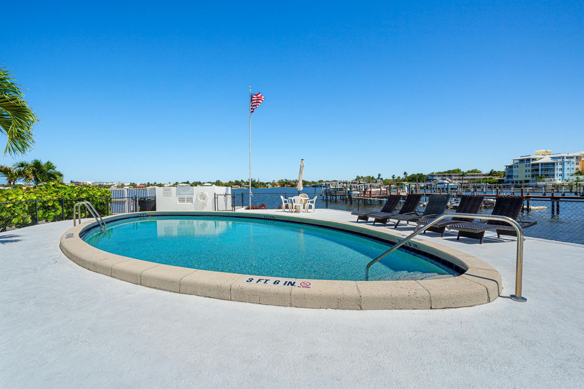 231 E Lantana Road Road E, Unit 203, Lantana, FL 33462 Photo