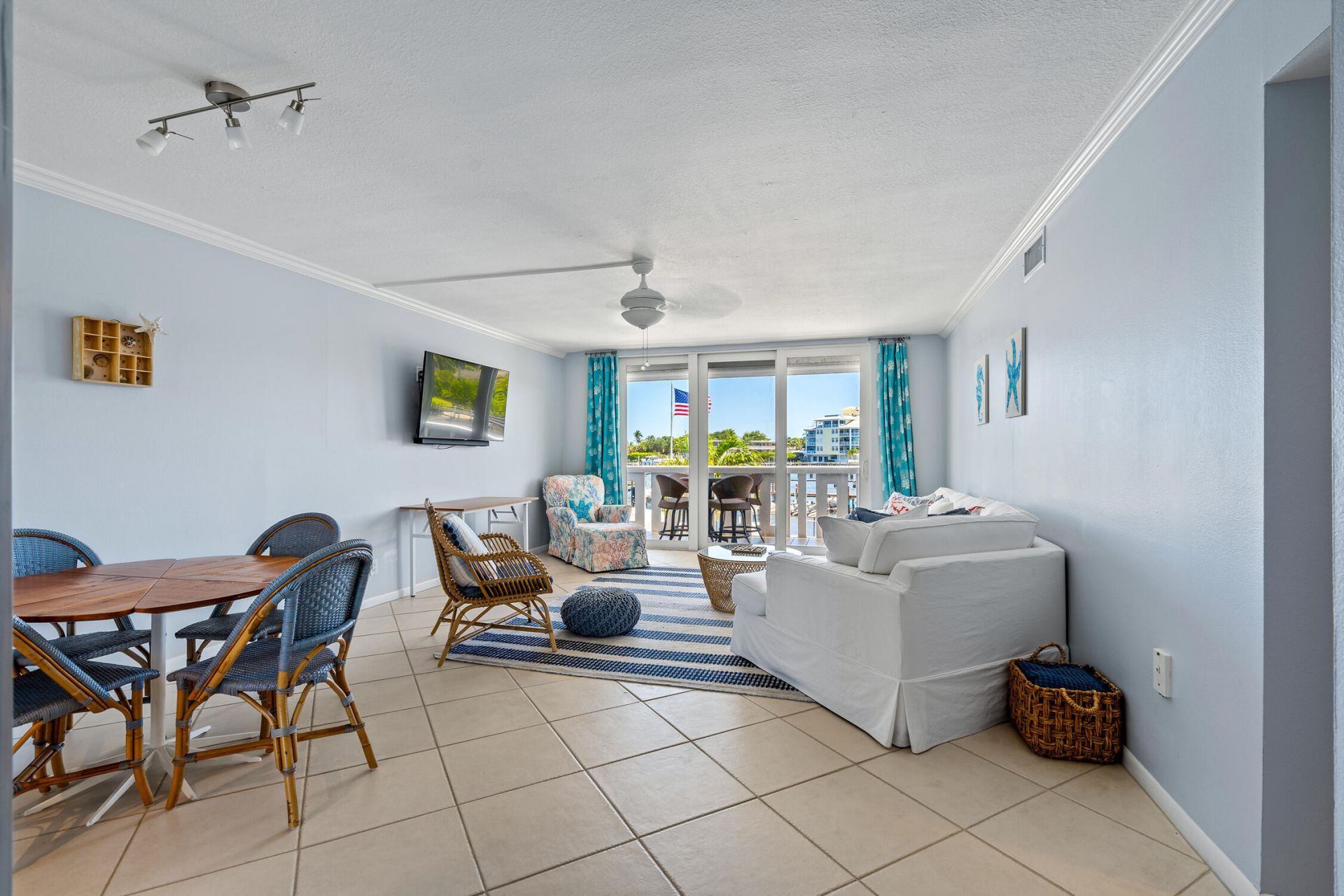 231 E Lantana Road Road E, Unit 203, Lantana, FL 33462 Photo