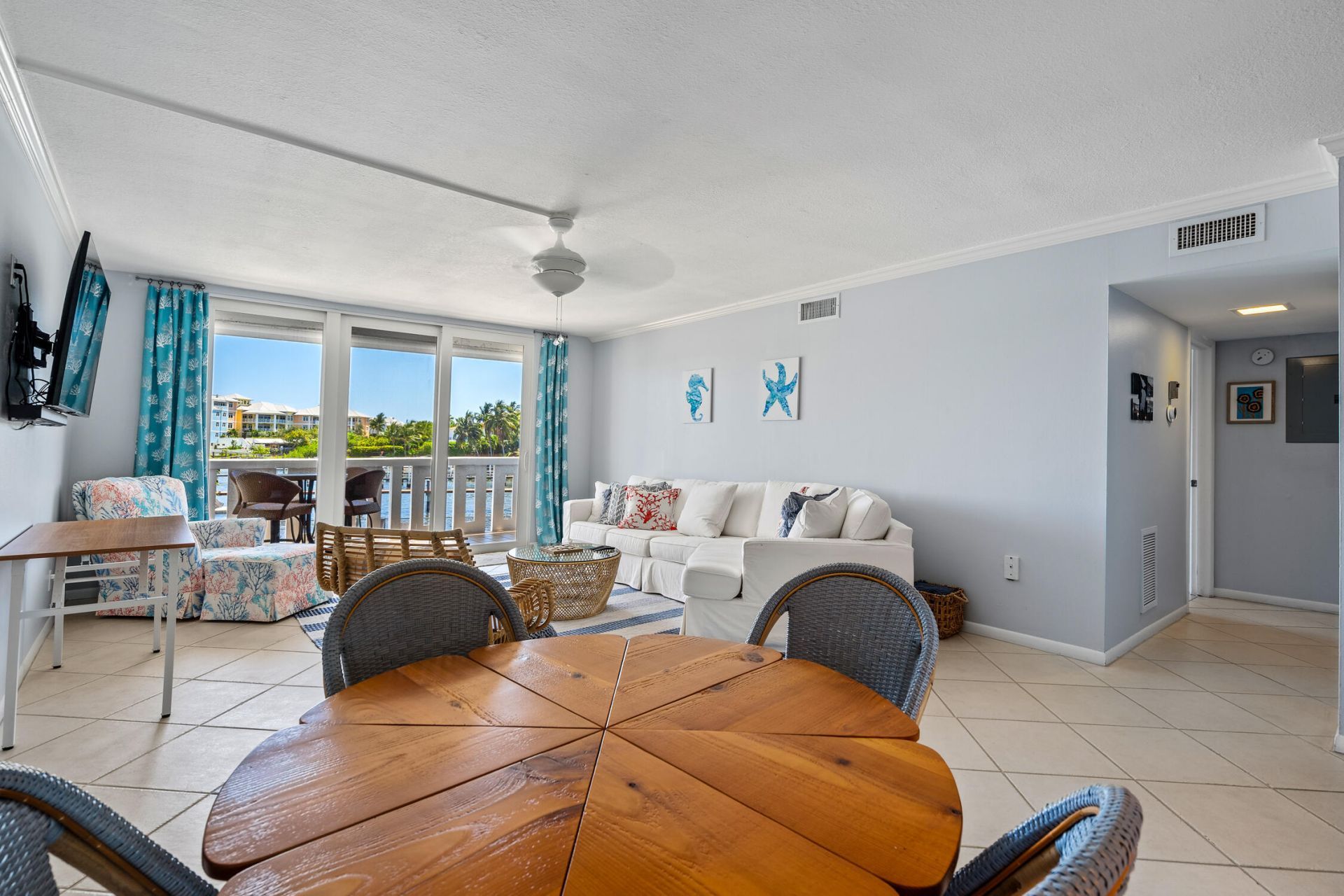 231 E Lantana Road Road E, Unit 203, Lantana, FL 33462 Photo