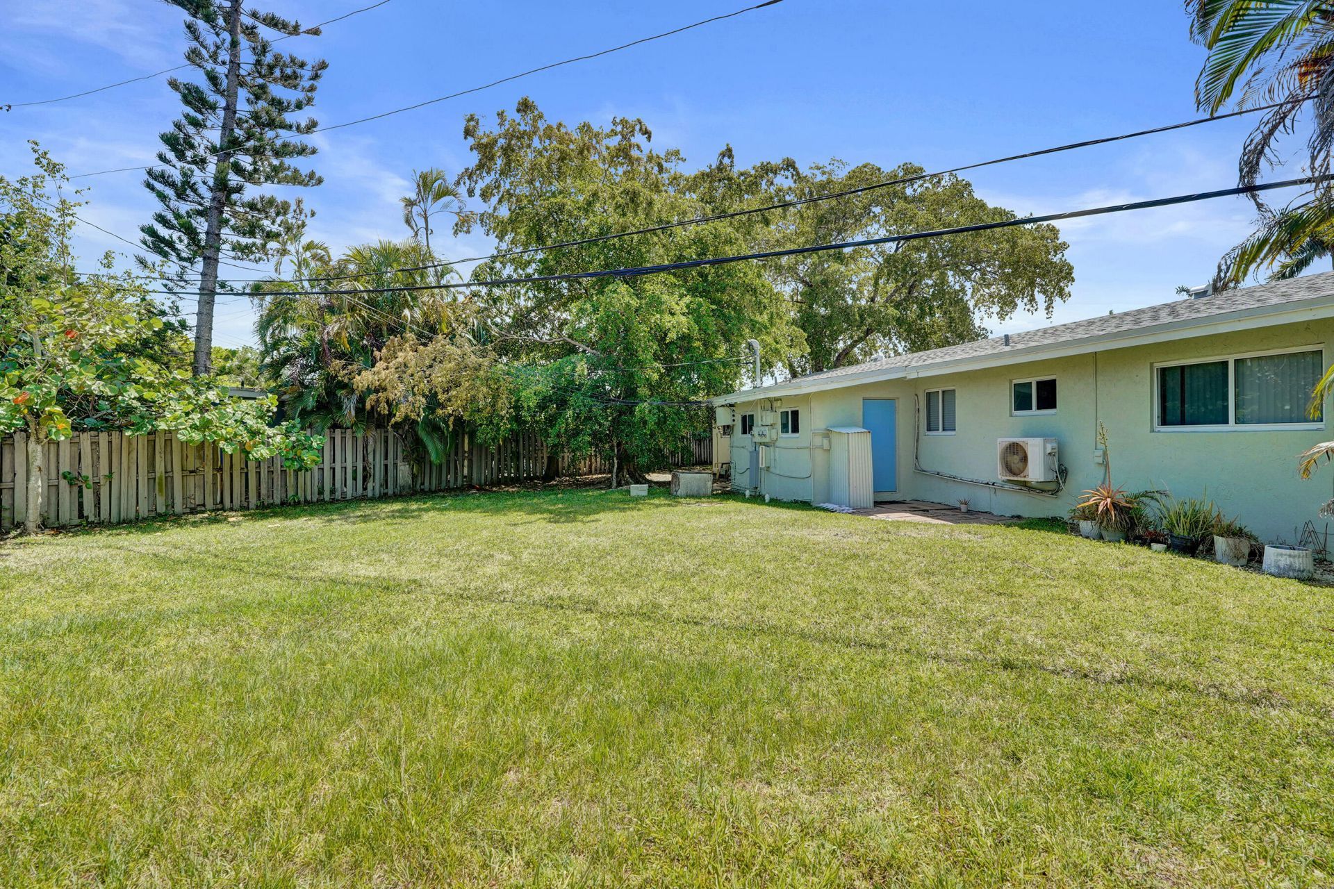 1100 NE 18th Court, Unit 1-8, Fort Lauderdale, FL 33305 Photo