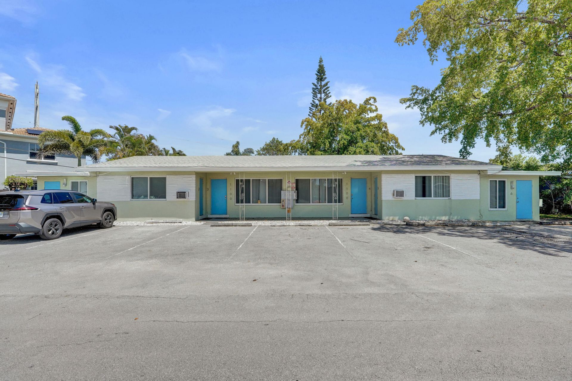 1100 NE 18th Court, Unit 1-8, Fort Lauderdale, FL 33305 Photo