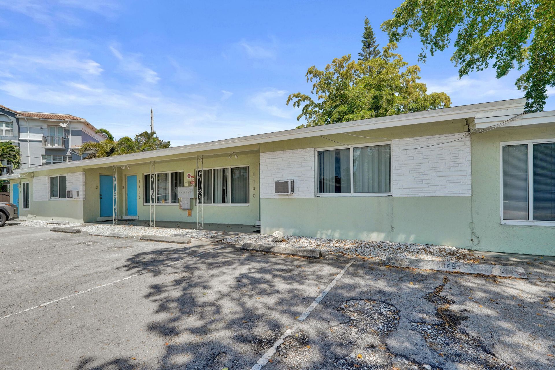 1100 NE 18th Court, Unit 1-8, Fort Lauderdale, FL 33305 Photo