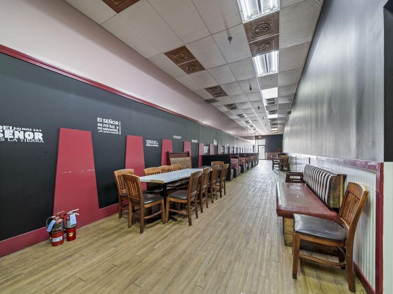 5644 Columbus Square , Columbus, OH 43231 Photo 13