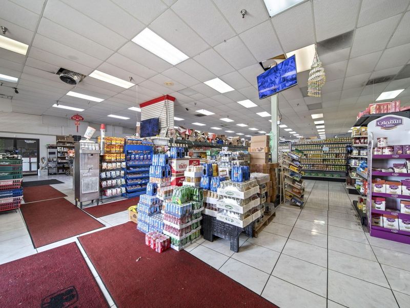 5644 Columbus Square , Columbus, OH 43231 Photo 24