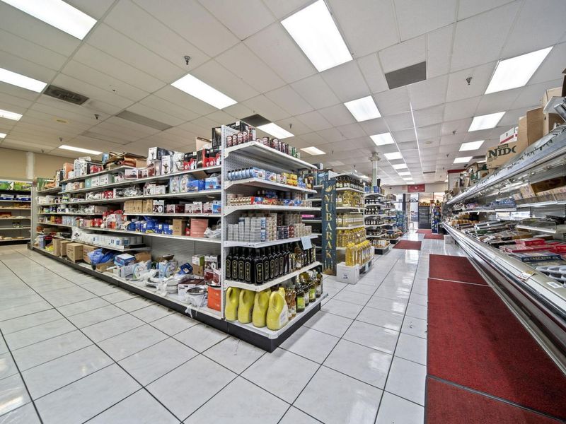 5644 Columbus Square , Columbus, OH 43231 Photo 29