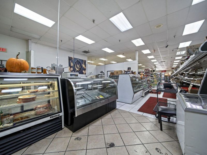 5644 Columbus Square , Columbus, OH 43231 Photo 31