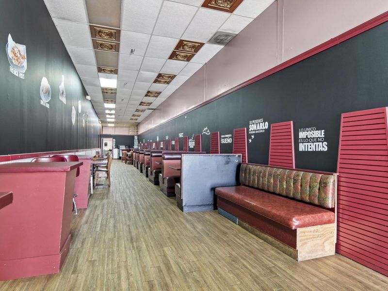 5644 Columbus Square , Columbus, OH 43231 Photo 6