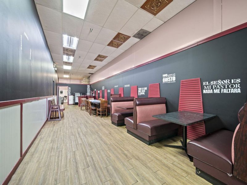 5644 Columbus Square , Columbus, OH 43231 Photo 9