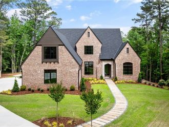 7011 Waterfront Drive Tuscaloosa, AL 35406
