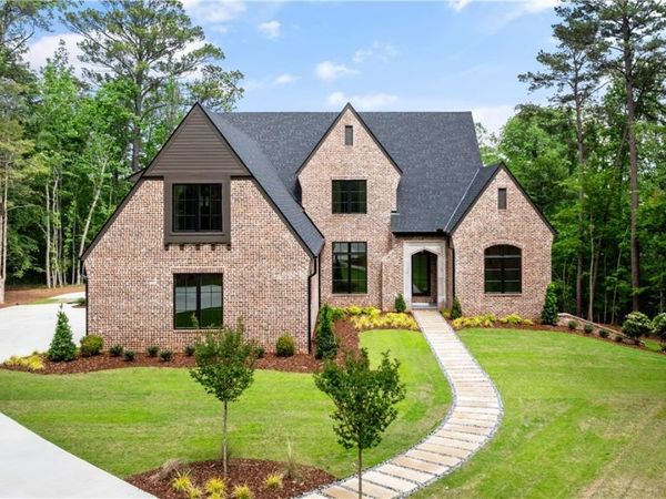 7011 Waterfront Drive, Tuscaloosa, AL 35406