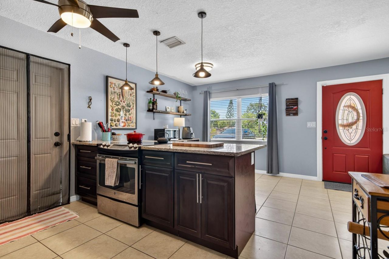 7142 34th Avenue N, Saint Petersburg, FL 33710 Photo