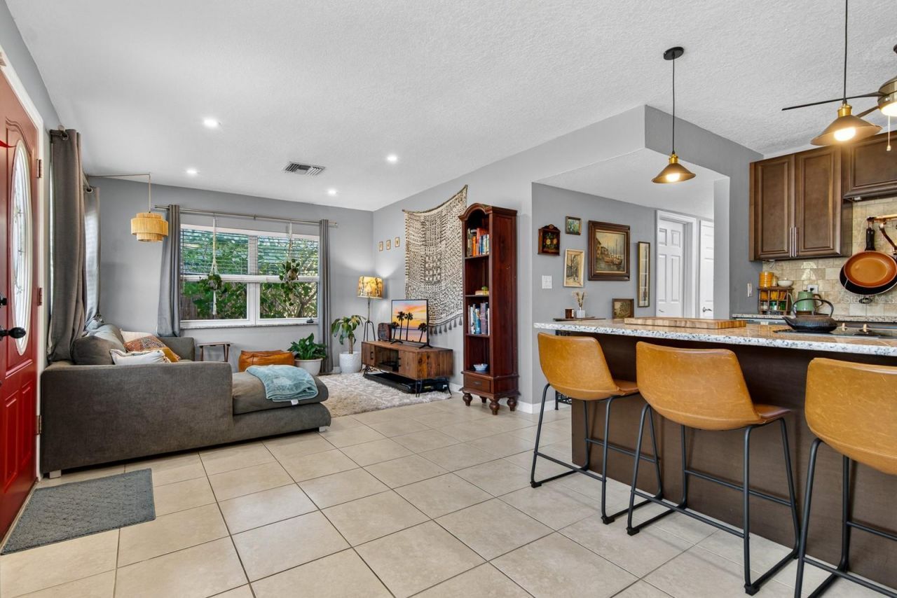 7142 34th Avenue N, Saint Petersburg, FL 33710 Photo