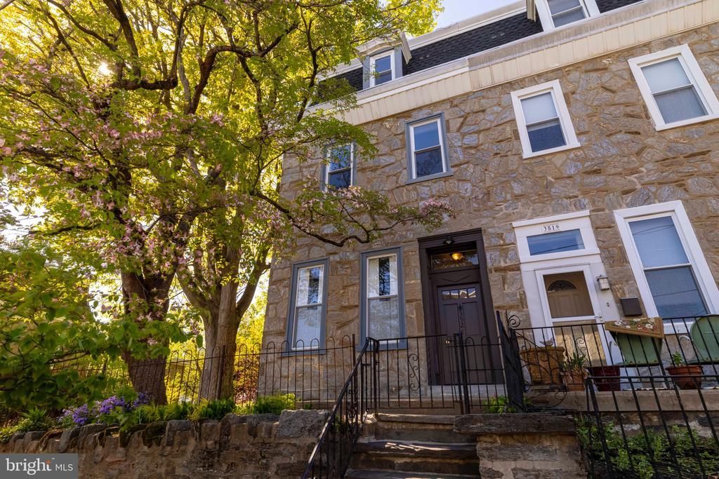 3521-23 Ainslie Street, Philadelphia, PA 19129 Main Photo