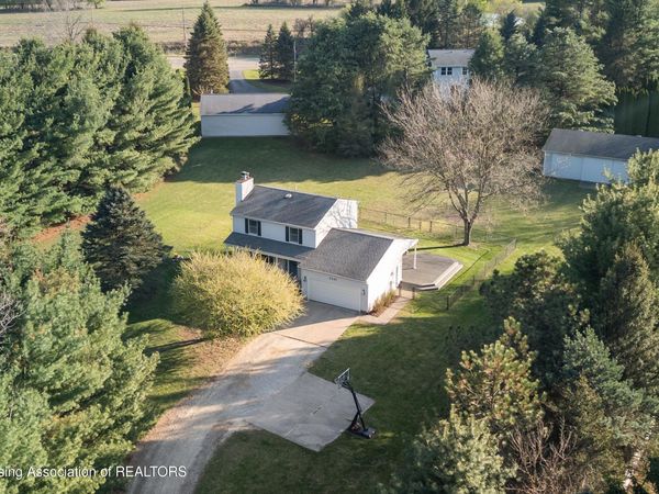 3421 Dorothy Lane, Williamston, MI 48895