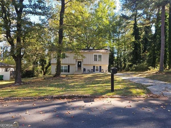 1820 Glenhaven Circle, Decatur, GA 30035