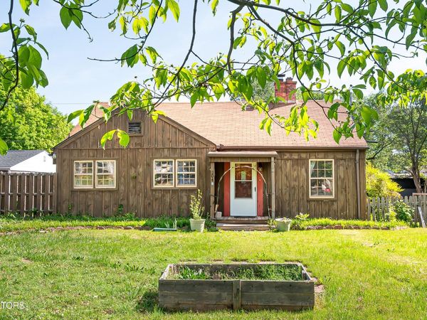204 Rose Ave, Alcoa, TN 37701