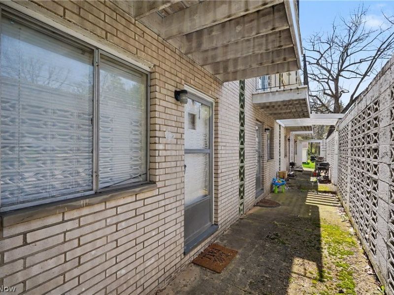 1376 Forest Glen Drive, Cuyahoga Falls, OH 44221 Photo 16