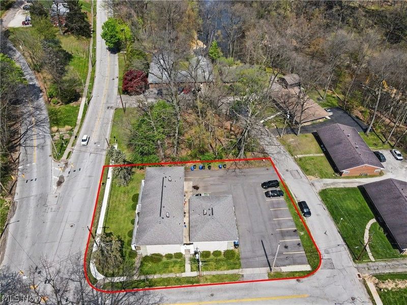 1376 Forest Glen Drive, Cuyahoga Falls, OH 44221 Photo 25