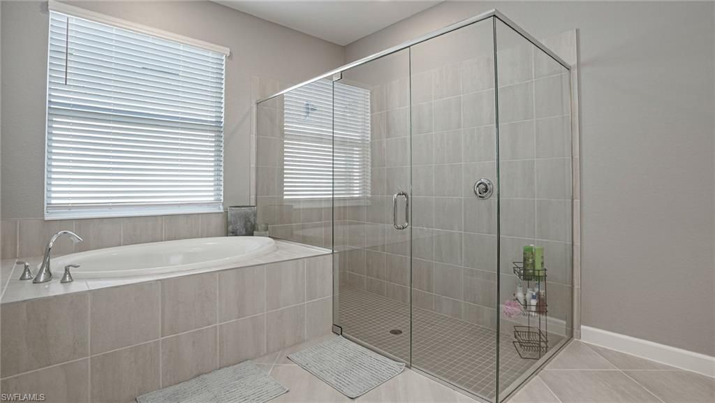 3314 Weston Manor Dr, Alva, FL 33920 Photo