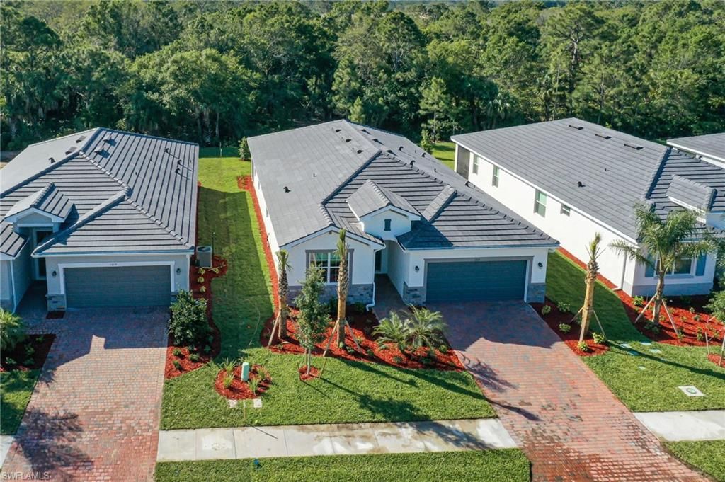 3314 Weston Manor Dr, Alva, FL 33920 Photo