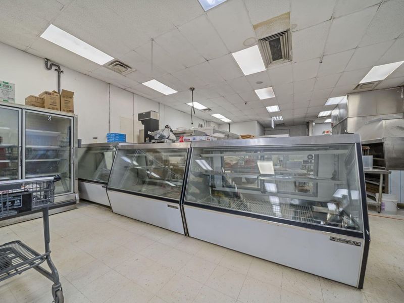 5676 Columbus Square , Columbus, OH 43231 Photo 10