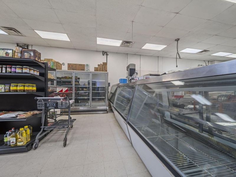 5676 Columbus Square , Columbus, OH 43231 Photo 11