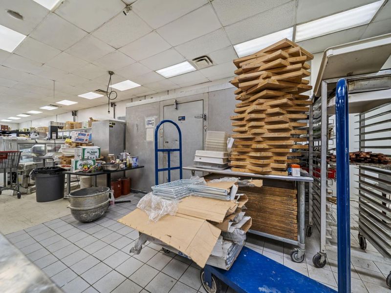 5676 Columbus Square , Columbus, OH 43231 Photo 13