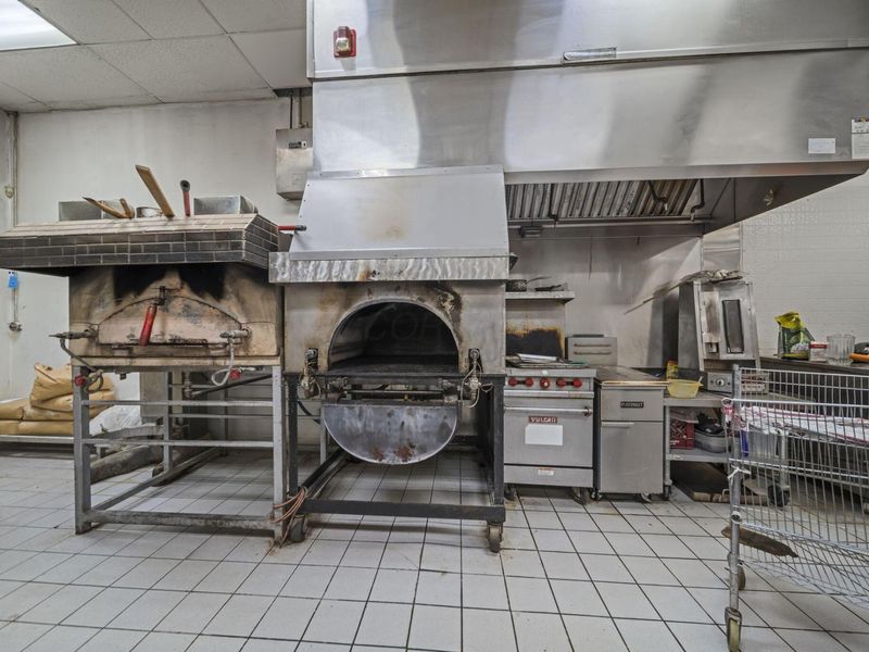 5676 Columbus Square , Columbus, OH 43231 Photo 14