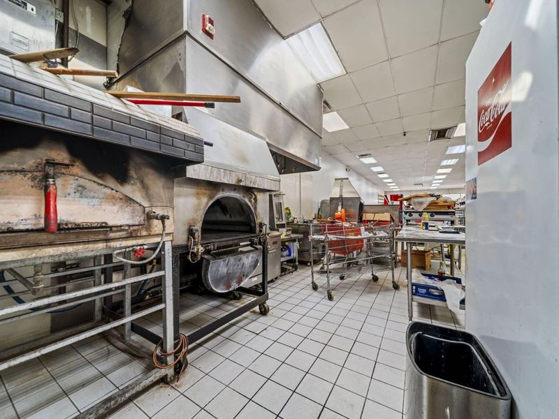 5676 Columbus Square , Columbus, OH 43231 Photo 15