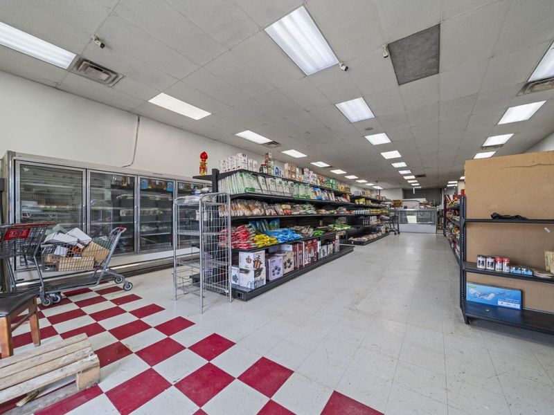 5676 Columbus Square , Columbus, OH 43231 Photo 3