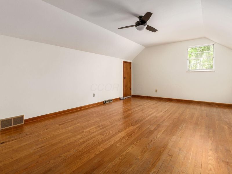 2208 Berry Hill Drive, Grove City, OH 43123 Photo 32