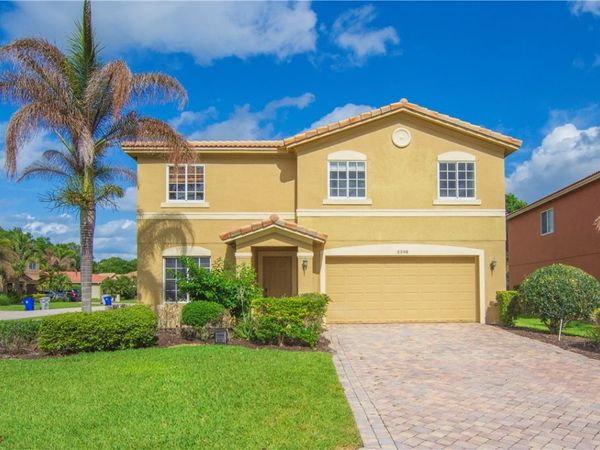 5598 43rd Court, Vero Beach, FL 32967