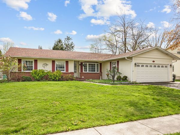 33 Walpole Road , Elk Grove Village, IL 60007