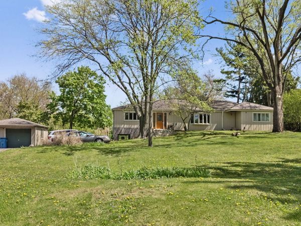 1S655 Taylor Road , Glen Ellyn, IL 60137