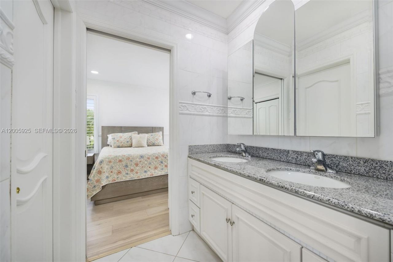 8841 SW 103rd St , Miami, FL 33176 Photo