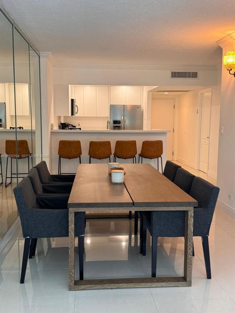 2301 Collins Ave , Unit 427, Miami Beach, FL 33139 Photo