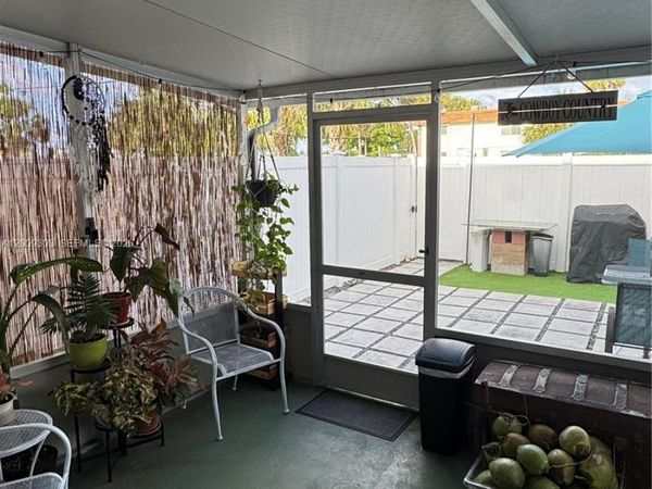 3924 SW 67th Ter , Unit 117, Davie, FL 33314