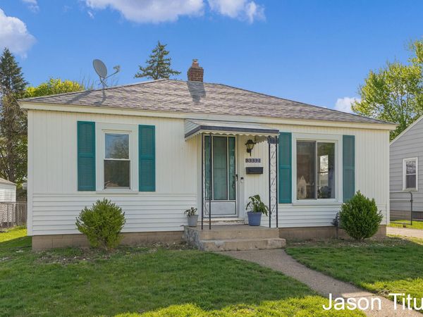 3332 Birchwood Avenue SW, Wyoming, MI 49548