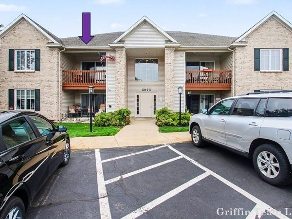 3073 E Crystal Waters Drive, Unit 5, Holland, MI 49424