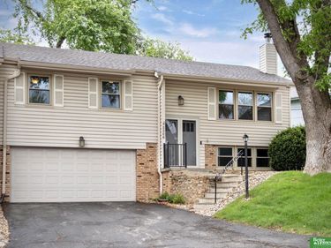 2306 S 119th Court , Omaha, NE 68144