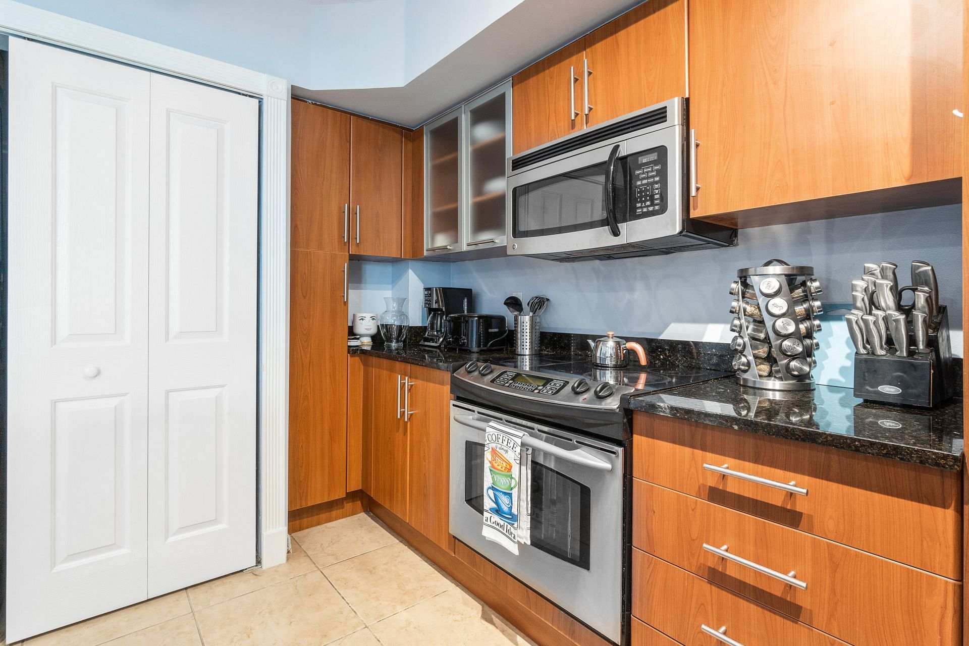 600 S Dixie Highway, Unit 733, West Palm Beach, FL 33401 Photo
