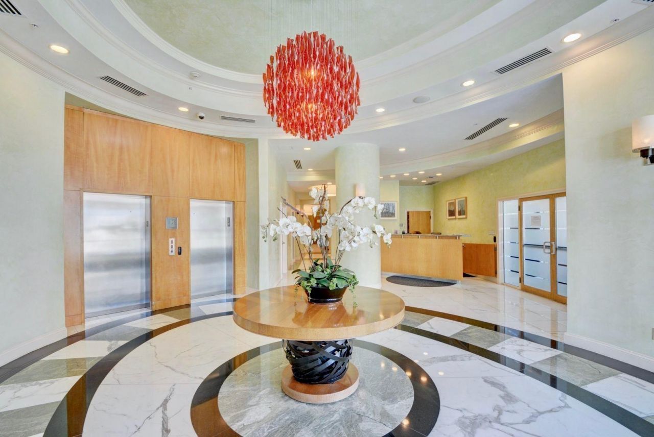 600 S Dixie Highway, Unit 733, West Palm Beach, FL 33401 Photo