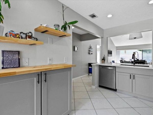 12875 Spinnaker Lane, Wellington, FL 33414